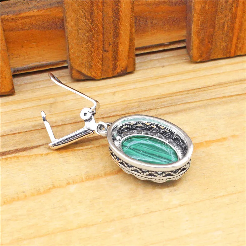 Flower Oval Malachite Dangle E - Vintage Fashion Looks 评论和价格